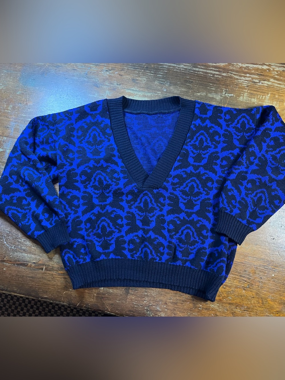80s-90s Vintage Geometric Wool/Acrylic V Neck Sweater